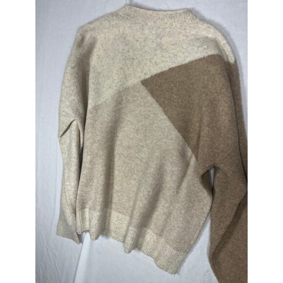 J. Crew Cream Color Block Extra-Soft Sweater M - Picture 9 of 9